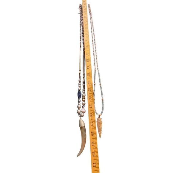 Chico's Horn Pendant Necklace unbranded arrowhead necklace set of two - Picture 9 of 10